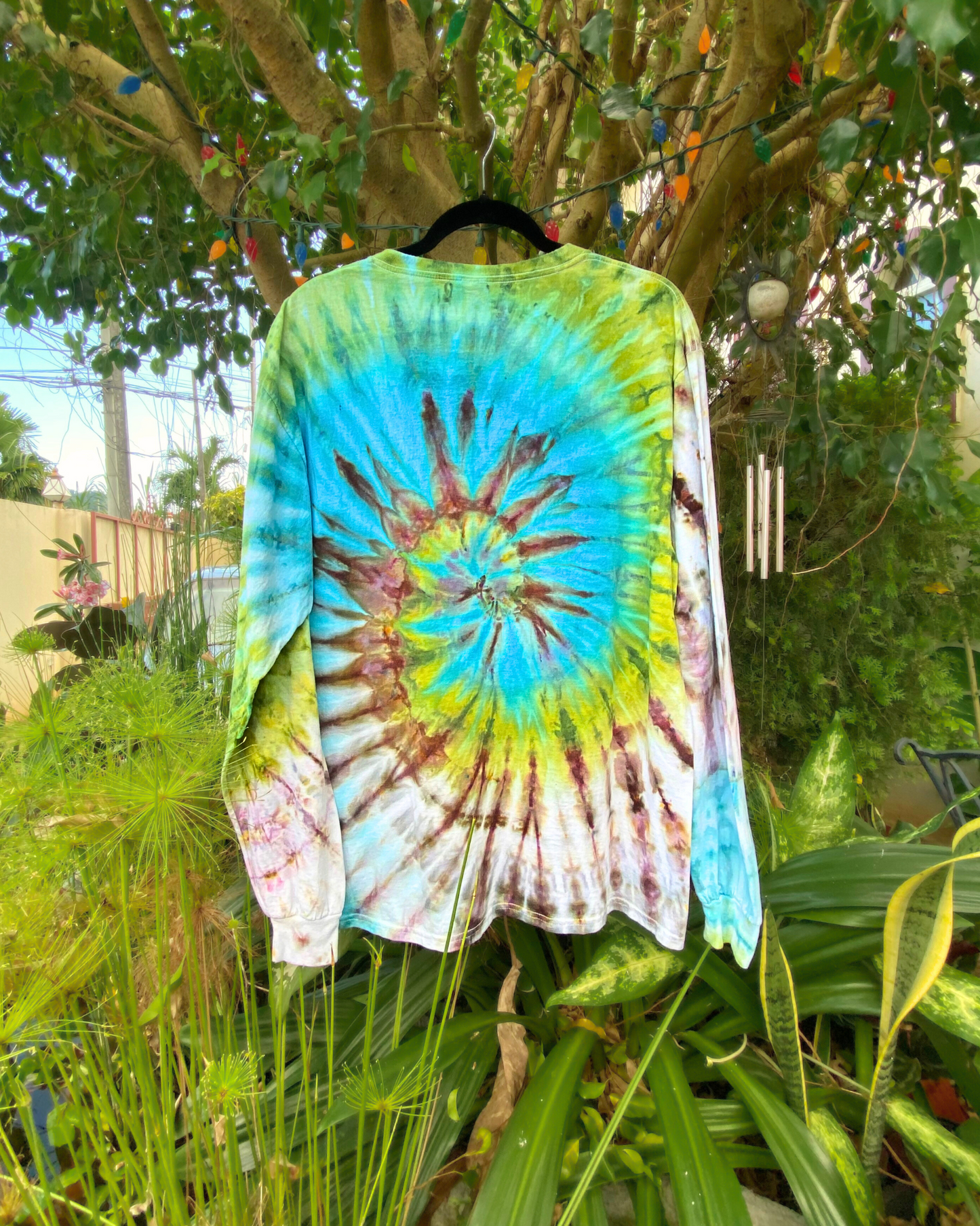Long Sleeve Tee | Size Large