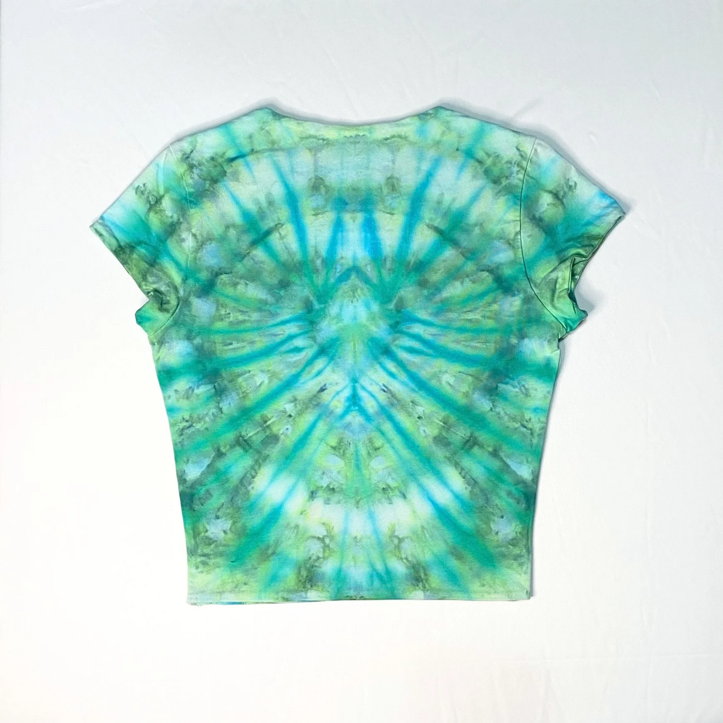 Turquoise and Green Heart Baby Tee | Size Medium