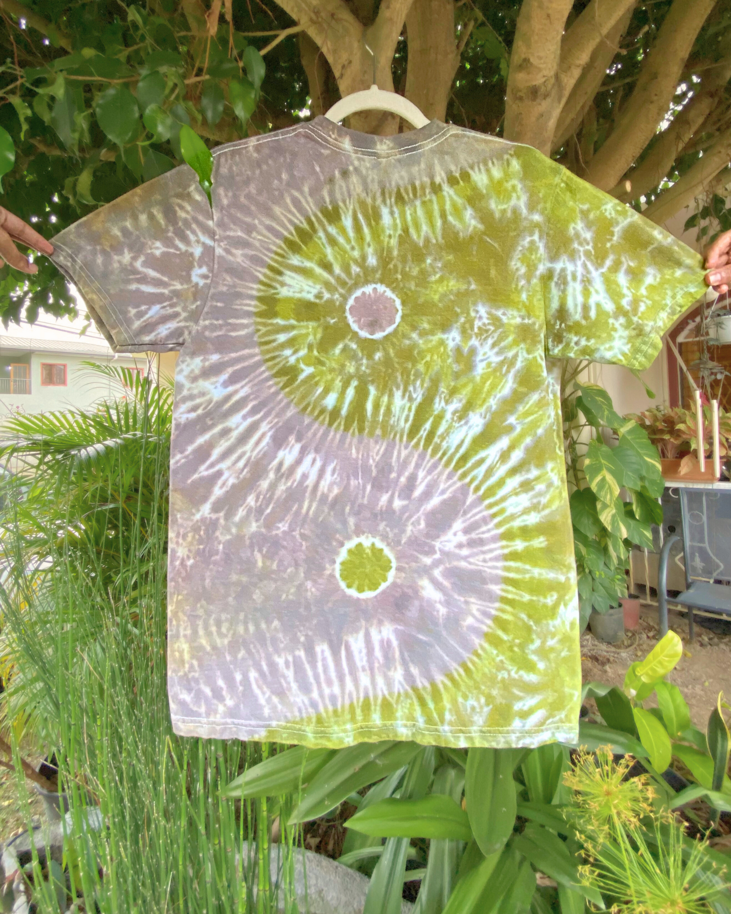 Yin and Yang Tie-dyed Tee | size medium