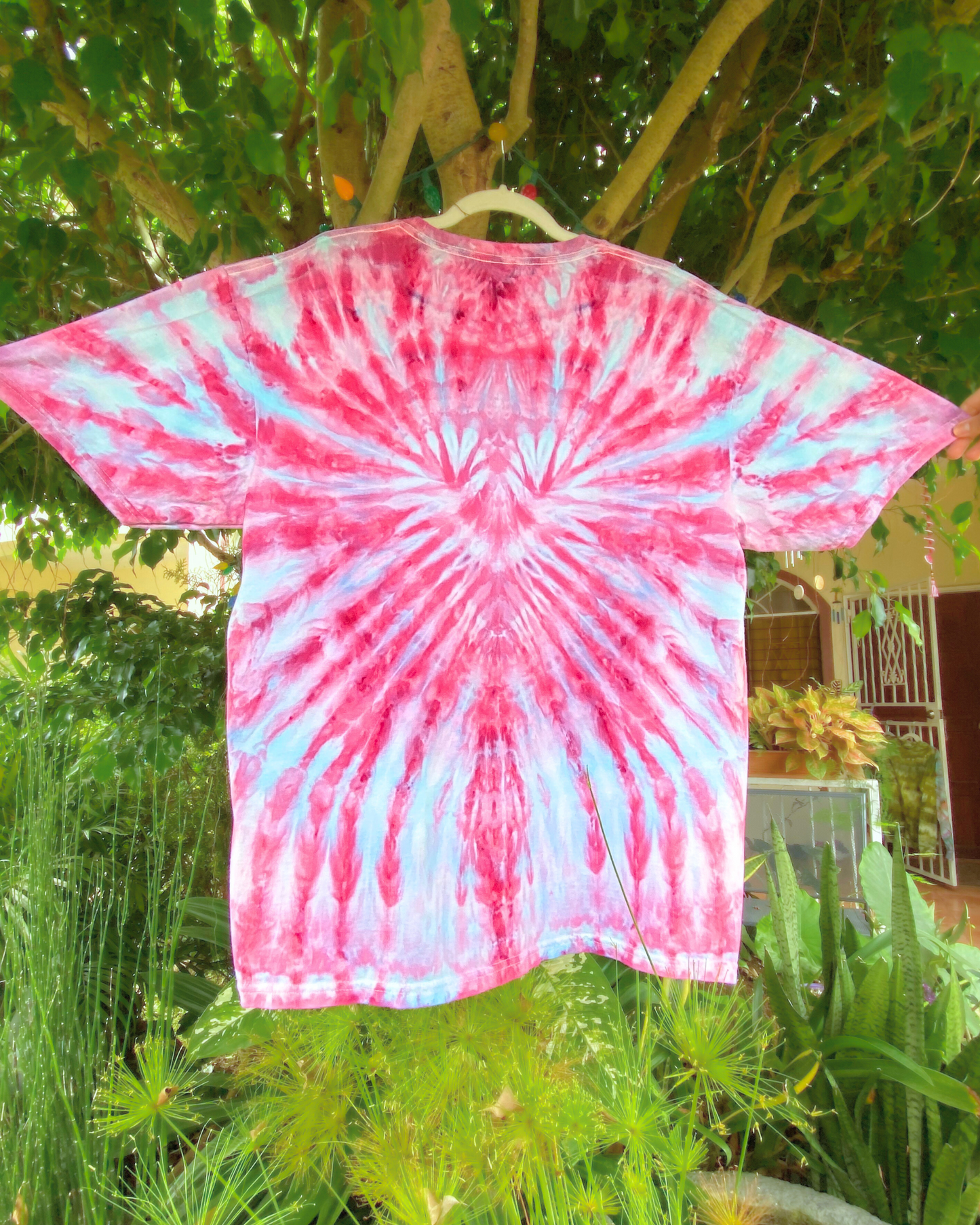 Ice-Dyed Heart Tee | size extra-large