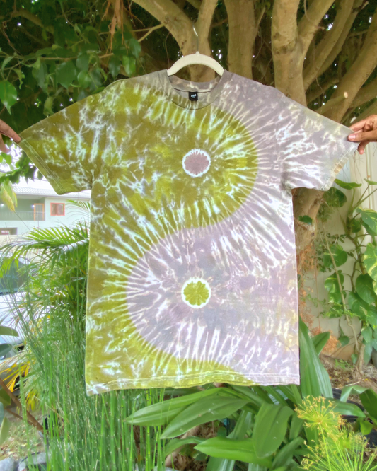 Yin and Yang Tie-dyed Tee | size medium