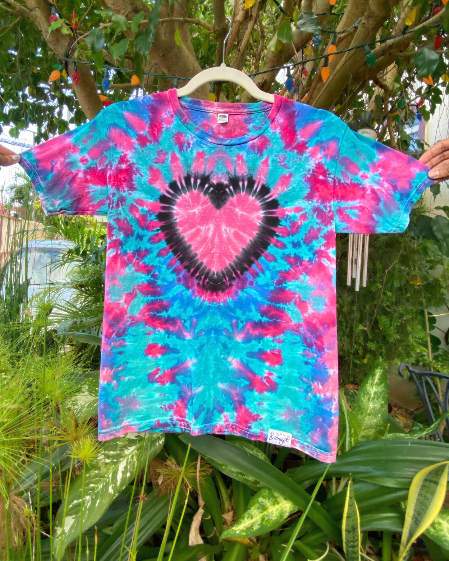 Scrunch Heart Tie-Dyed Tee | Kid’s M