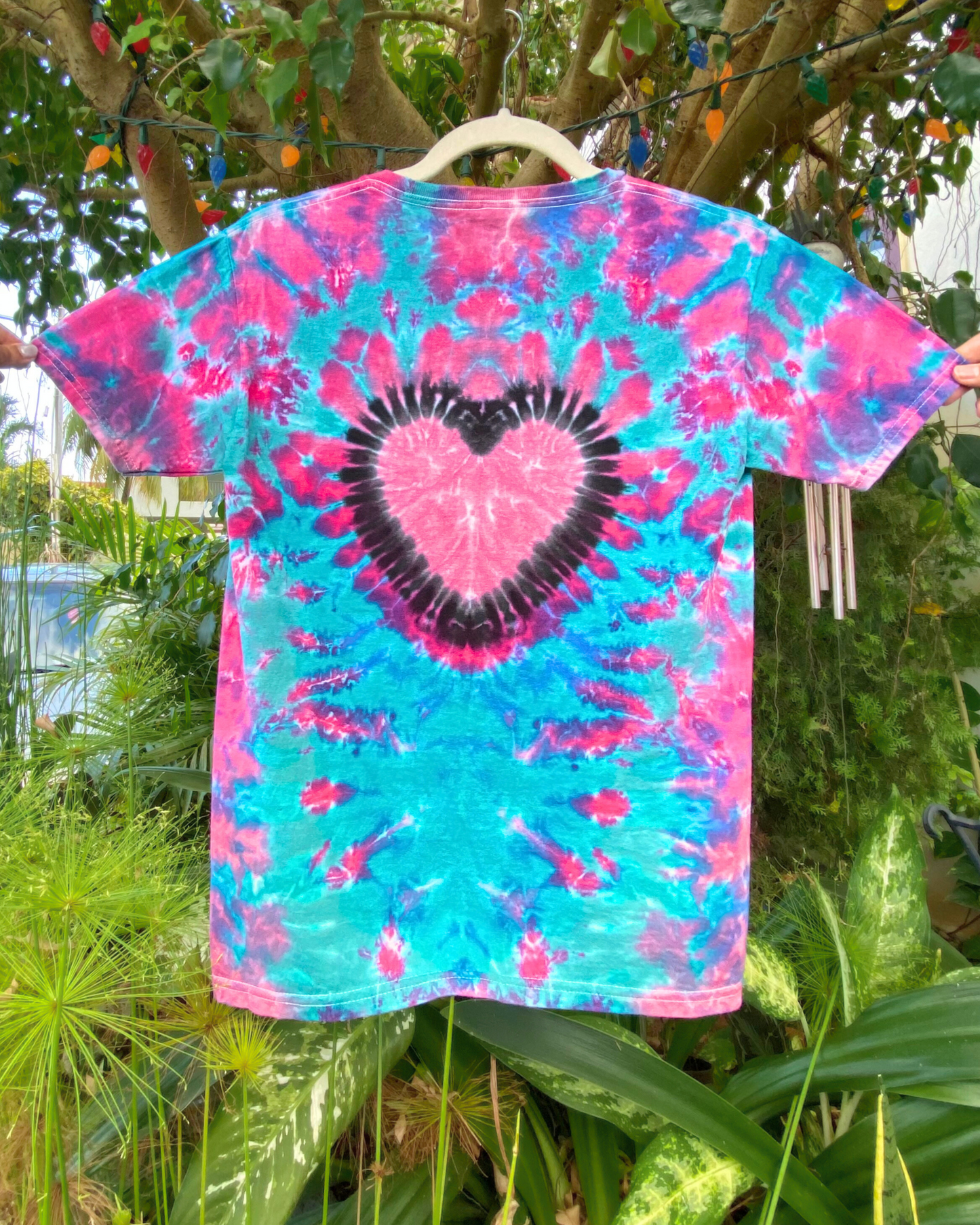 Scrunch Heart Tie-Dyed Tee | Kid’s M