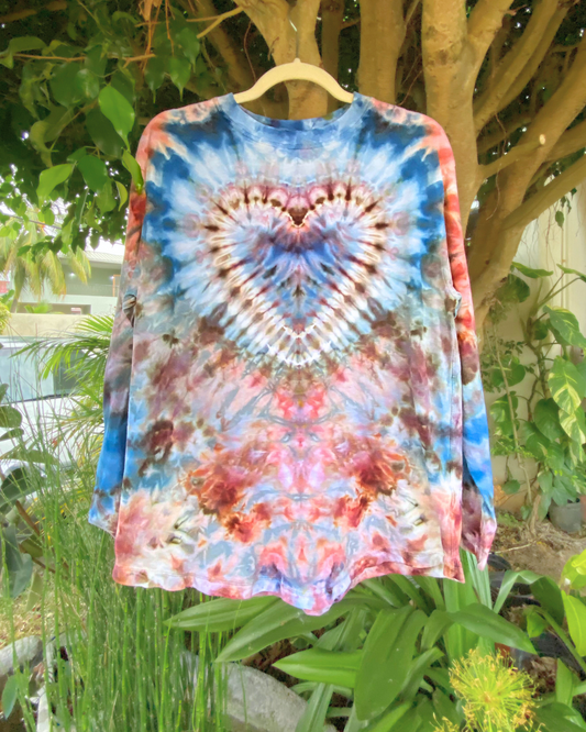 Women’s Relaxed Fit Long Sleeve Tee | Size Large