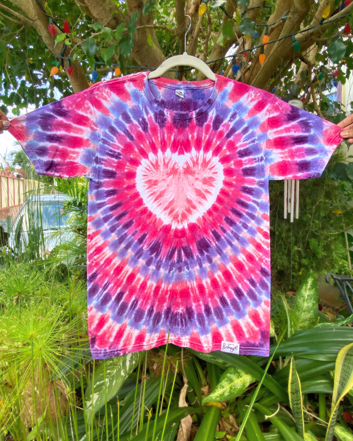 Radiating Heart Tie-Dyed Tee | Kid’s L