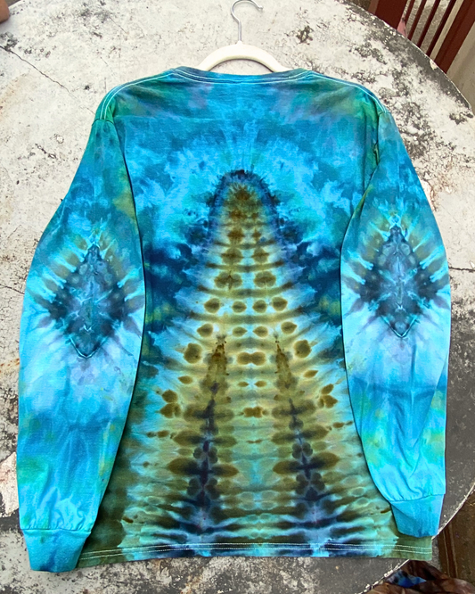 Long Sleeve Tee | Size Medium