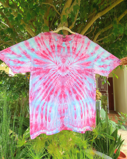 Ice-Dyed Heart Tee | size extra-large