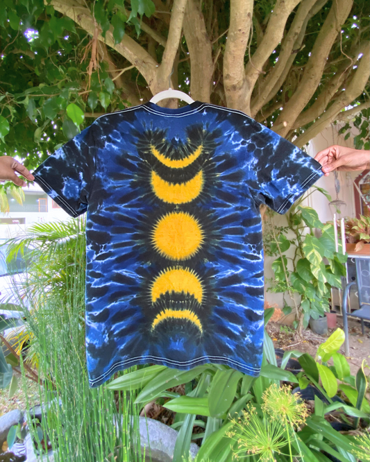 Moon Phases Tie-dyed Tee | size medium
